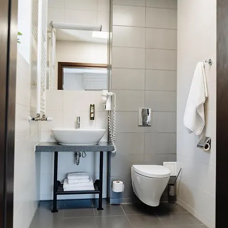 Wieniawa Parking I Sniadanie W Cenie! Breakfast And Parking Included! 3*