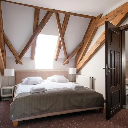 Bed & Breakfast Wieniawa 3*